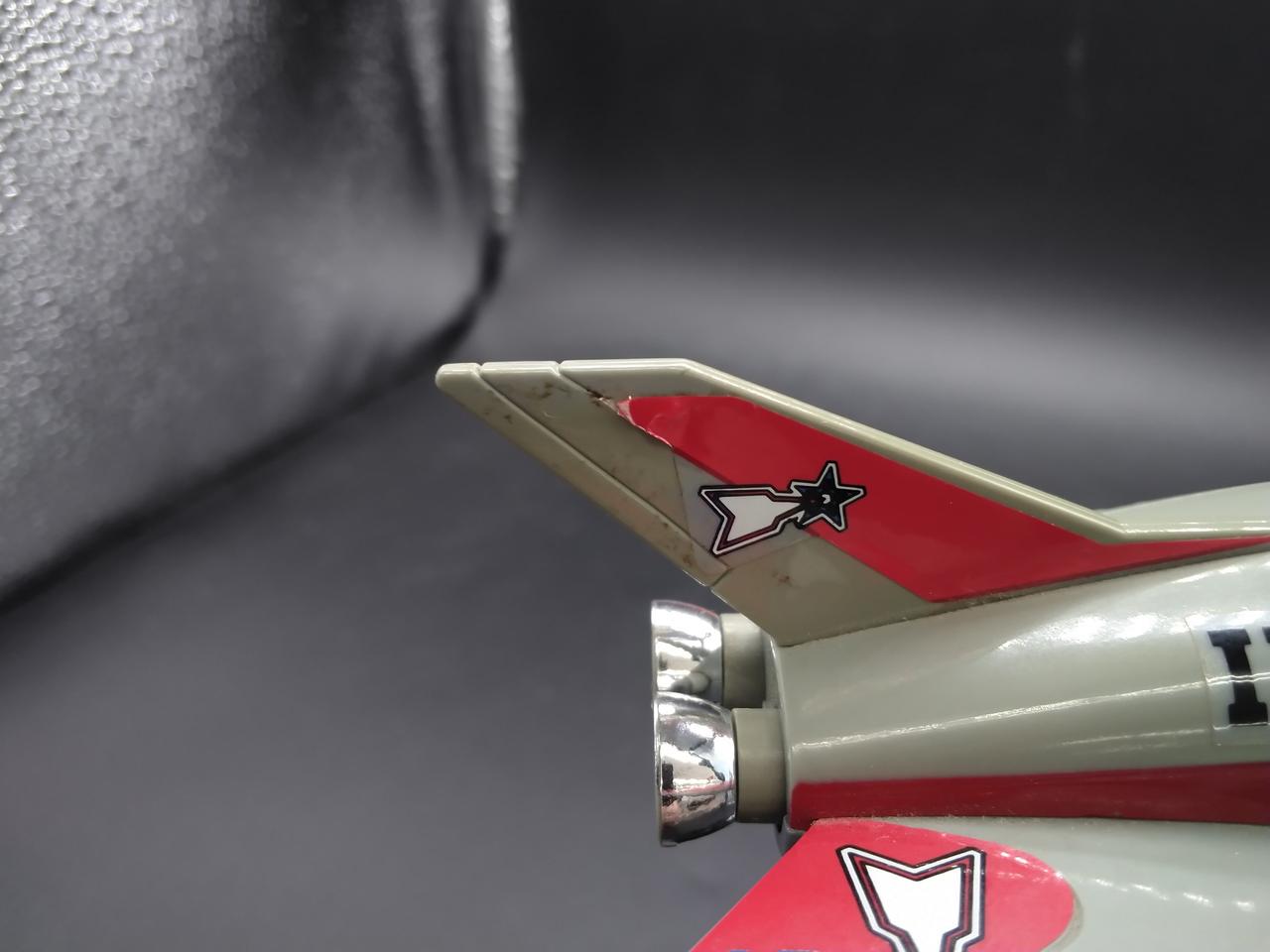 汚れ、シール剥がれあり