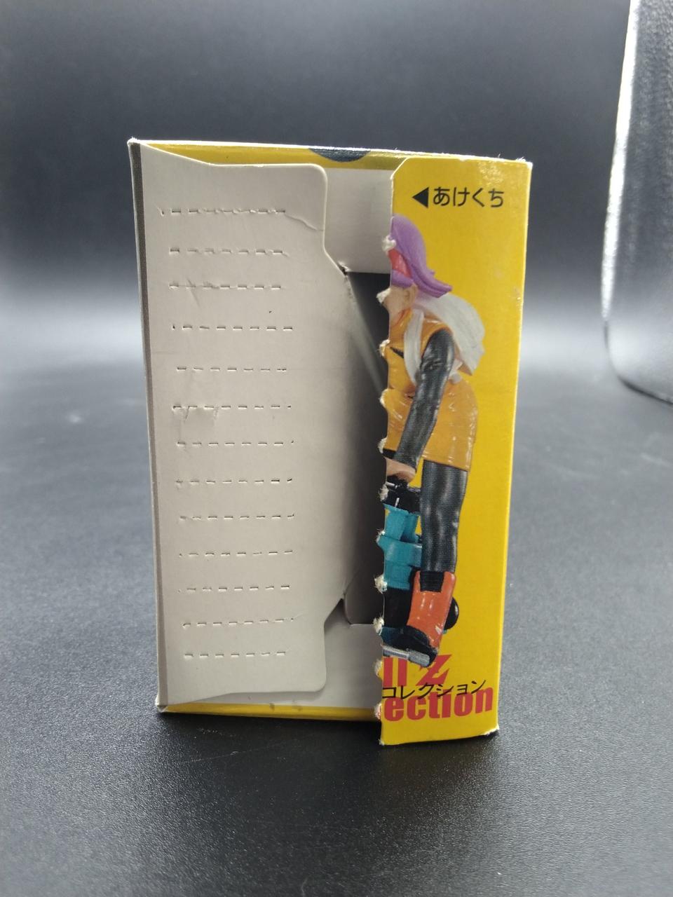 箱の一部がなくなっています