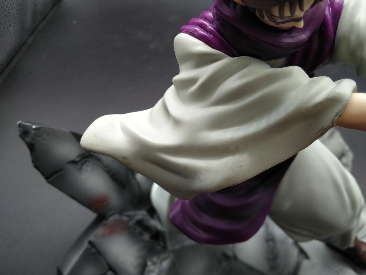 箱の中で擦れて変色してしまっています