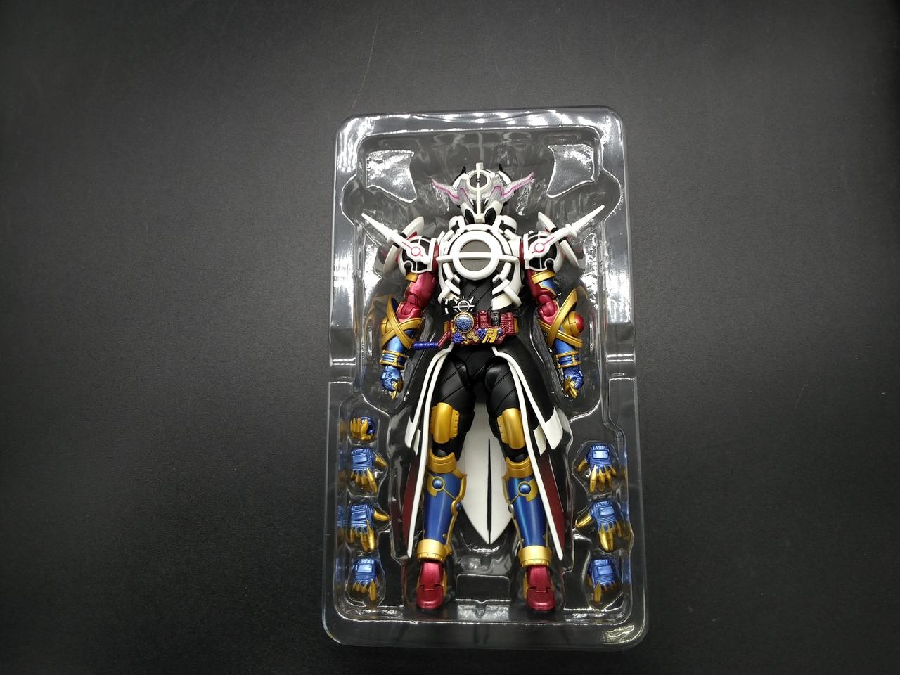 バンダイ(BANDAI)|仮面ライダーエボル ブラックホールフォーム
