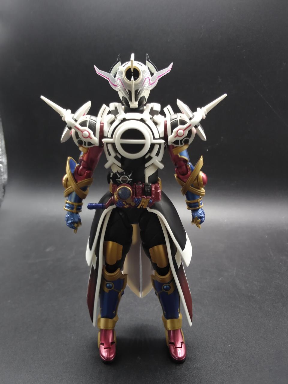 はるぼー様・4点 バンダイ(BANDAI)|仮面ライダーエボル ブラックホールフォーム