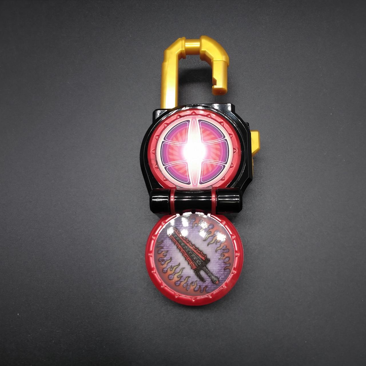 バンダイ(BANDAI)|ロックシード シャルモンセット|HARDOFFオフ