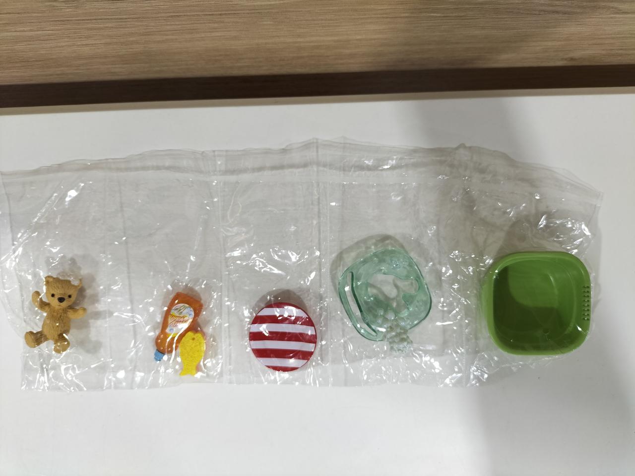 3お皿洗いで泡だらけ