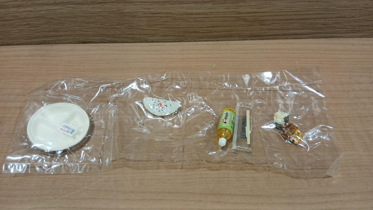 コンビニ袋パーツ無し