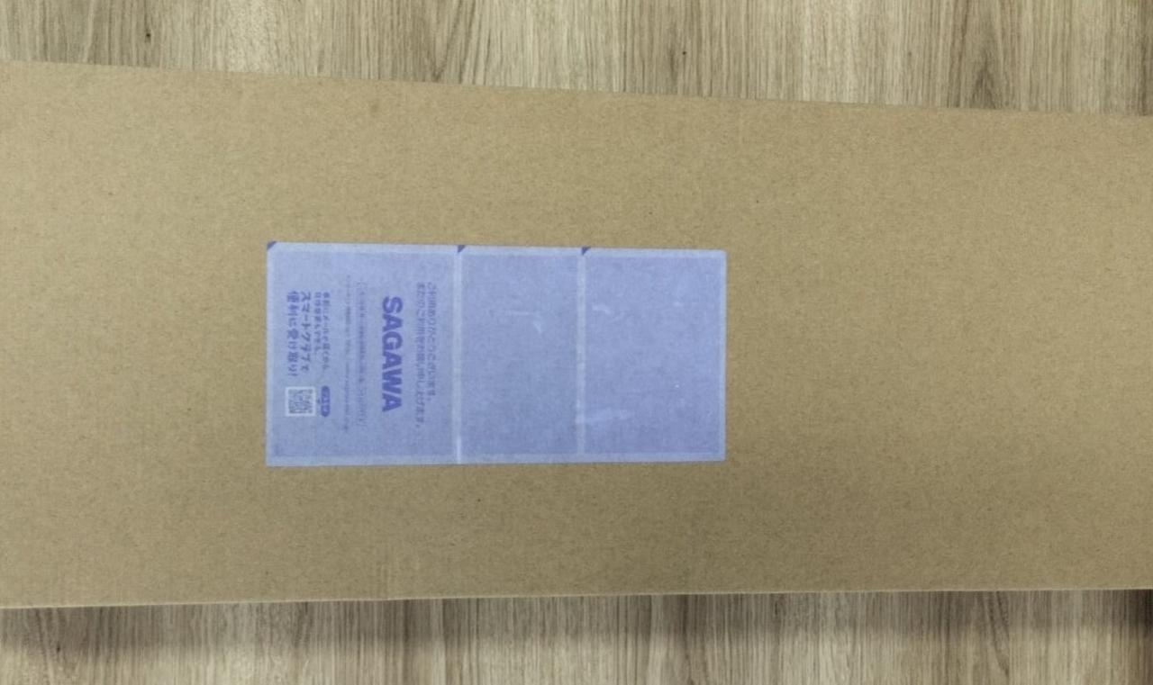 輸送箱での発送になります。