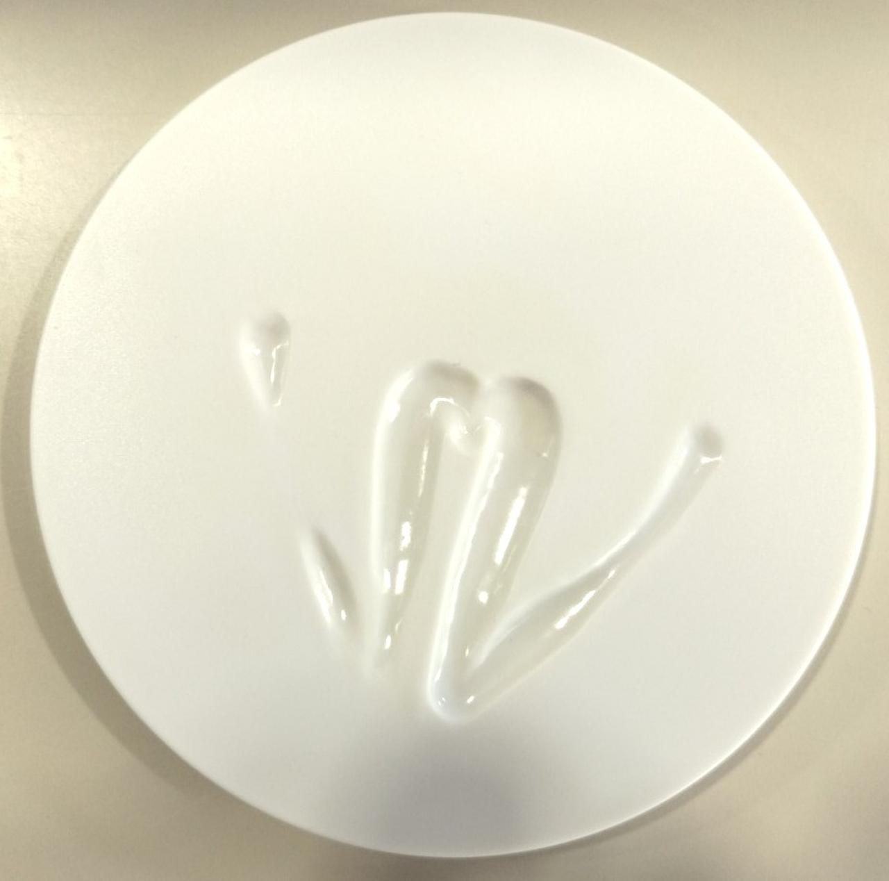 台座に日焼けあります。