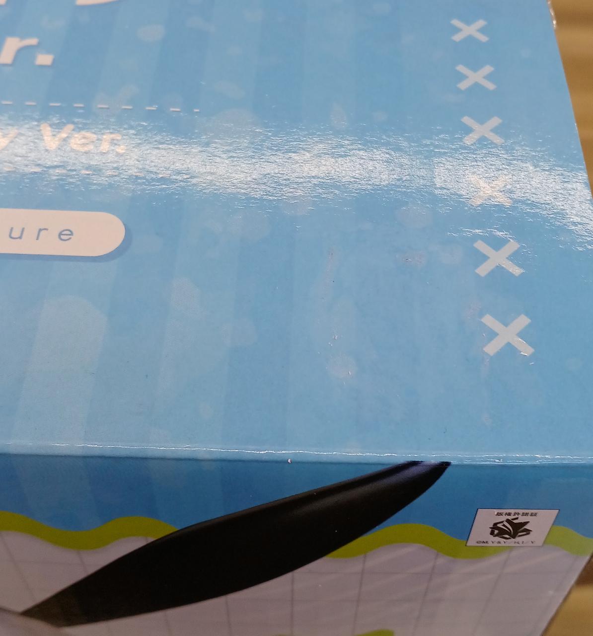 シール後のべたつきあり