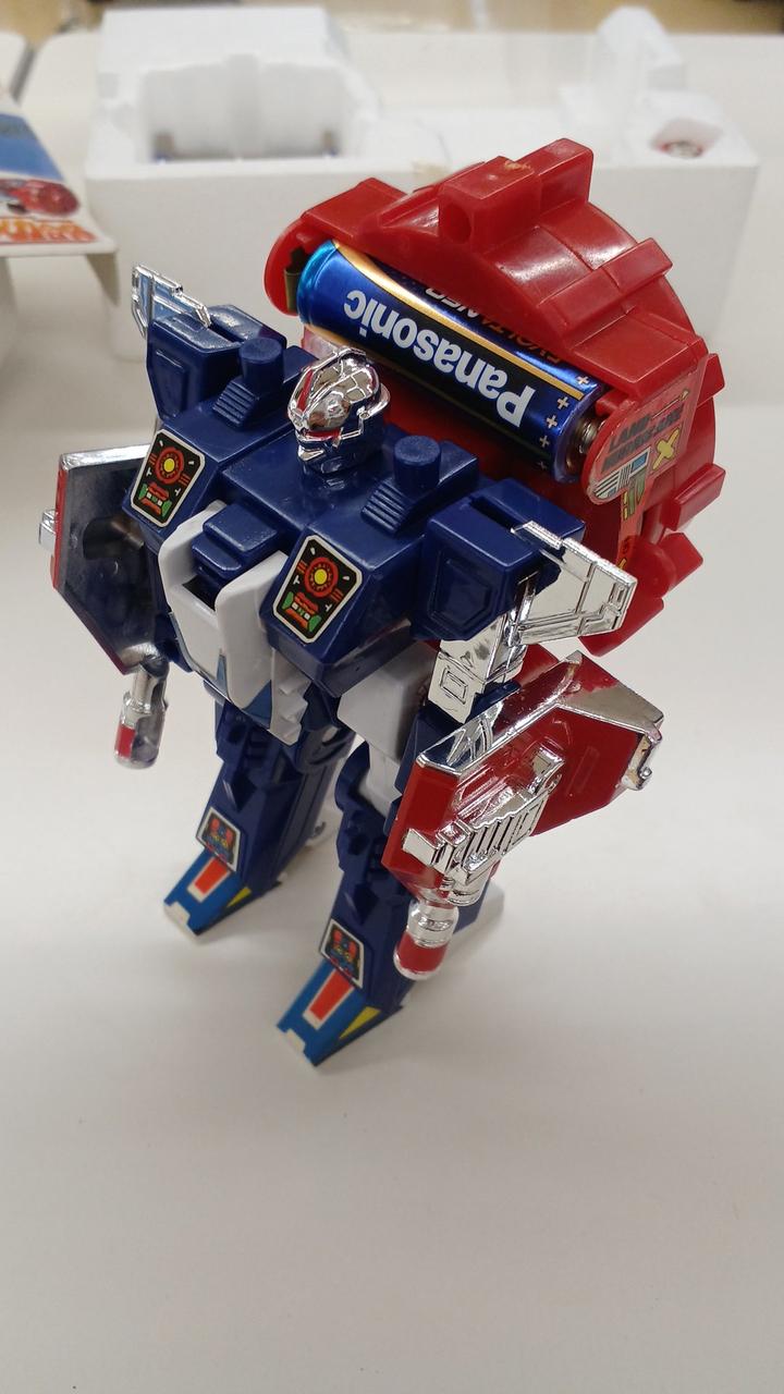 こちらの電池は付属しません