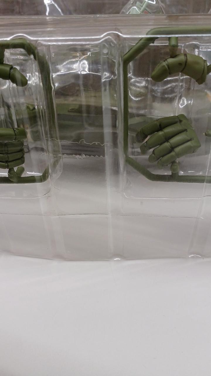 中身は未開封です。