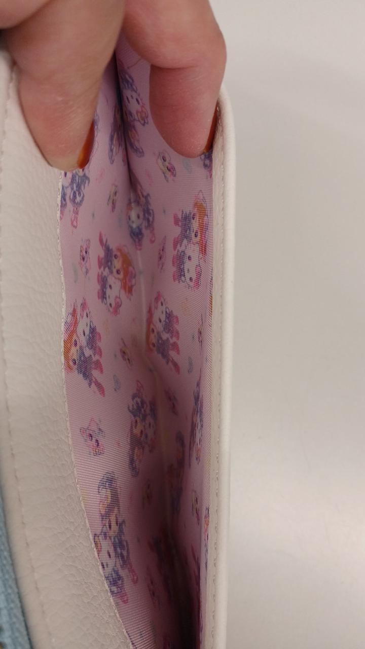 ポケットの中にも柄あります