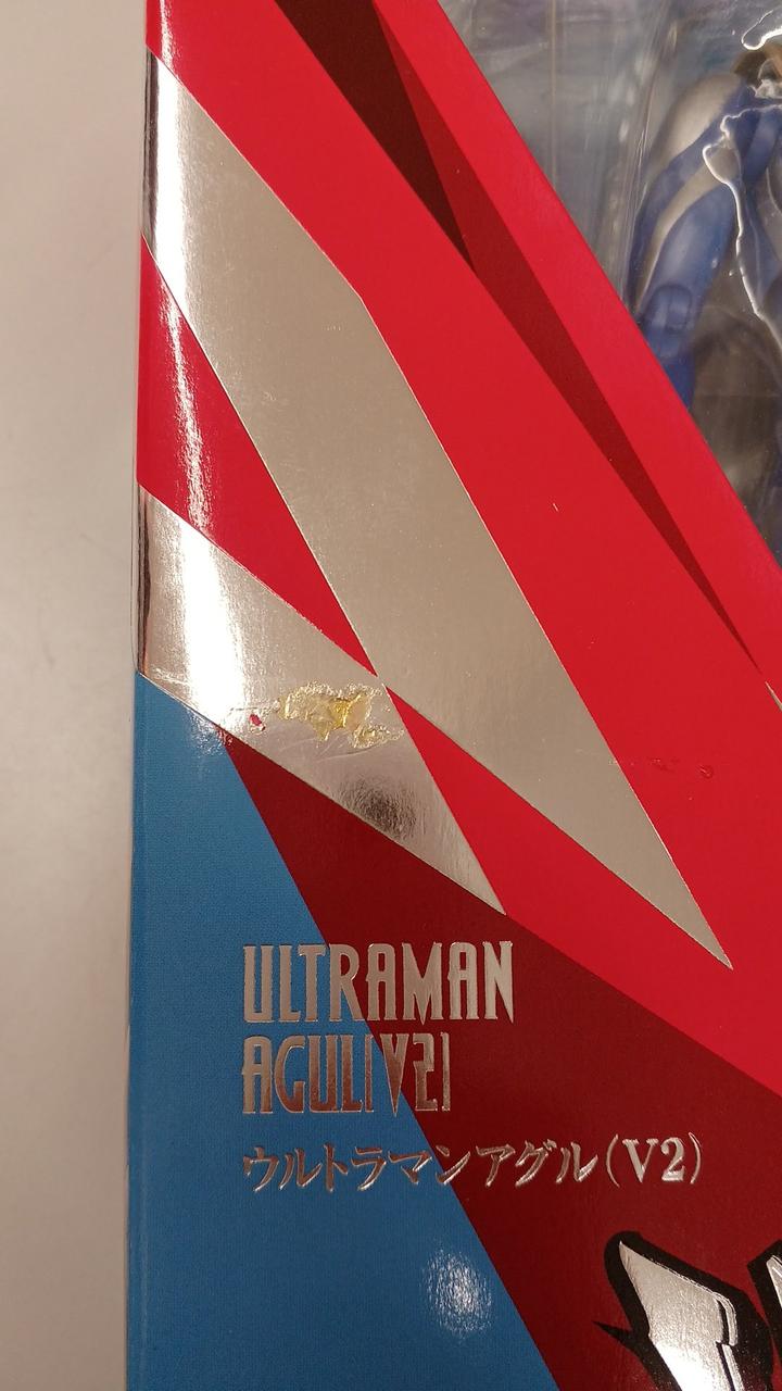 箱正面、汚れ付着