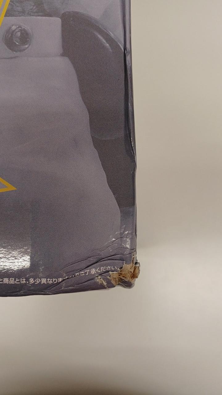 箱ダメージあり