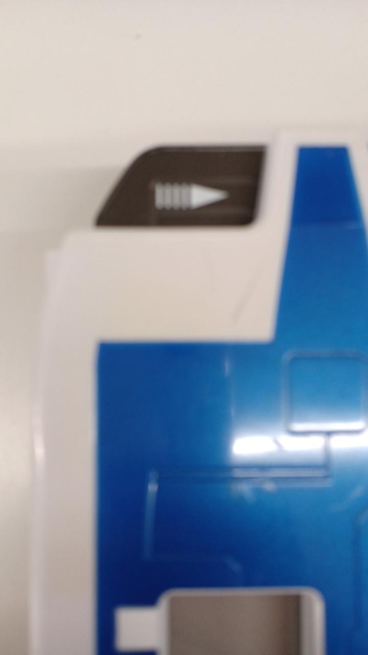 分かりにくいですがこちらの白い部分黄ばみ