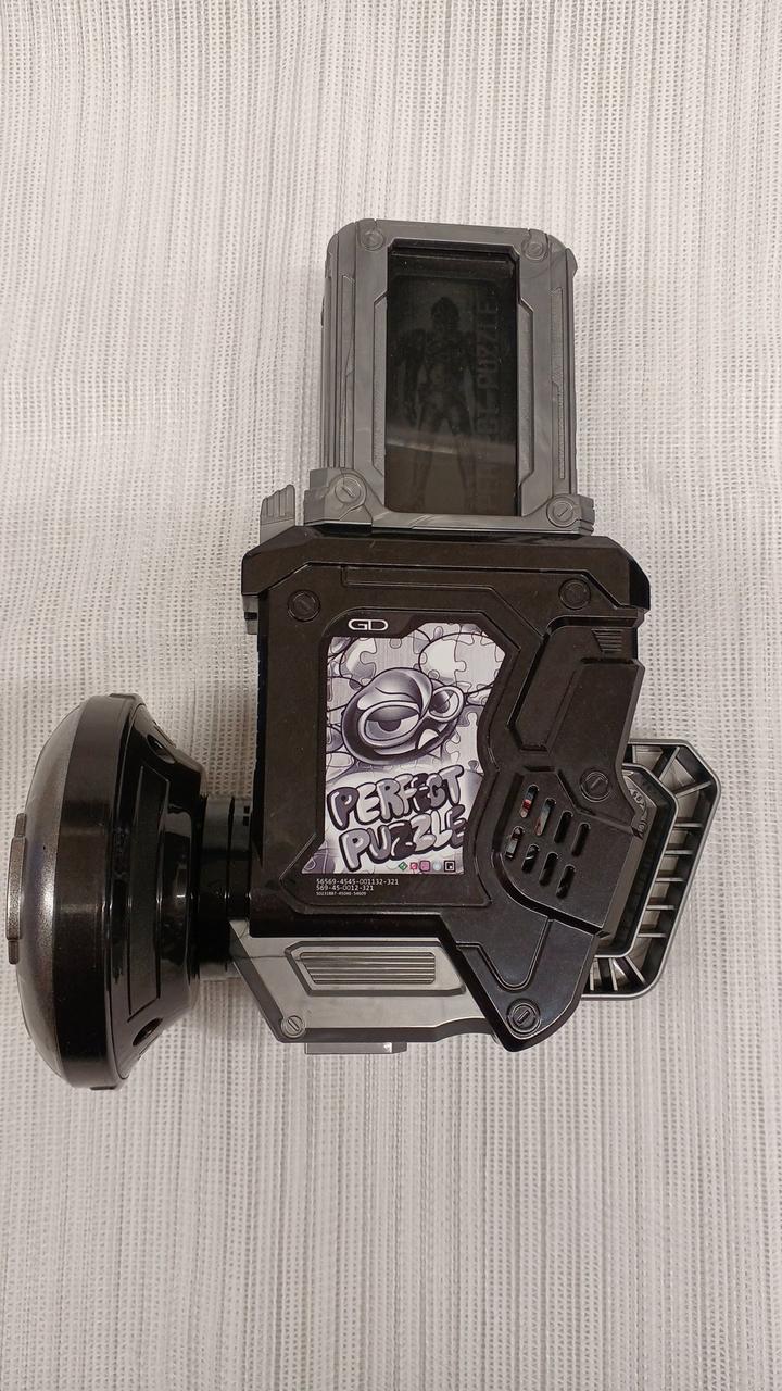 全体的にキズあり