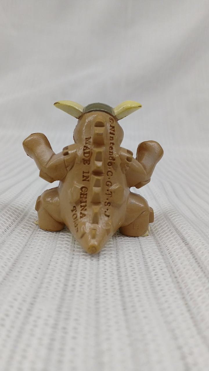 全体的にキズ汚れあり