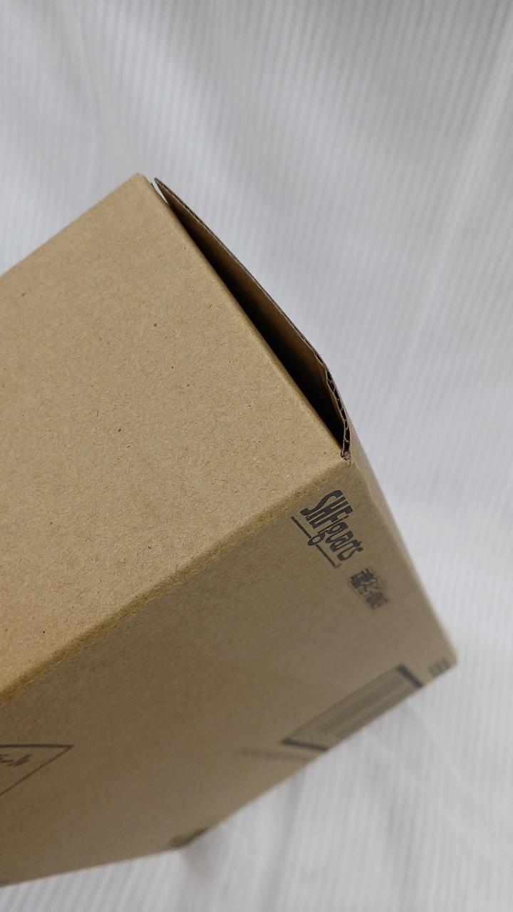 未開封ですがフタ浮いてます