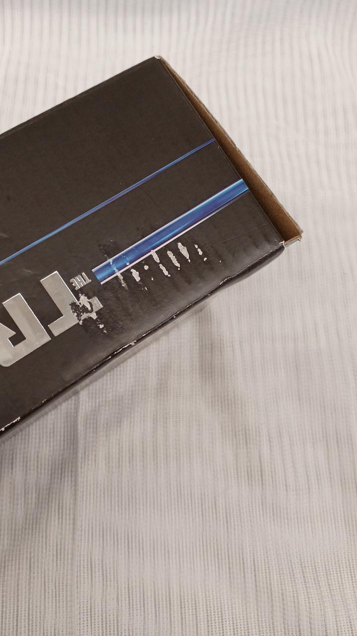 箱ダメージあり