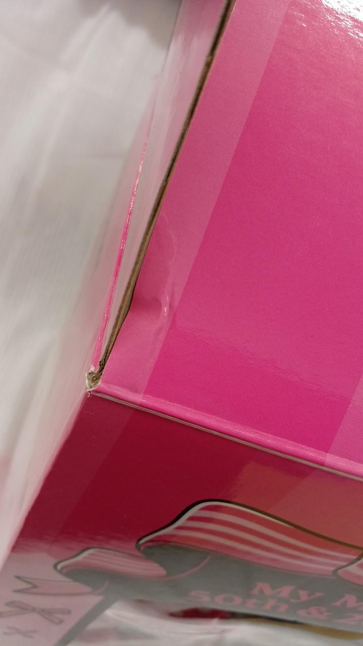 箱ダメージあり