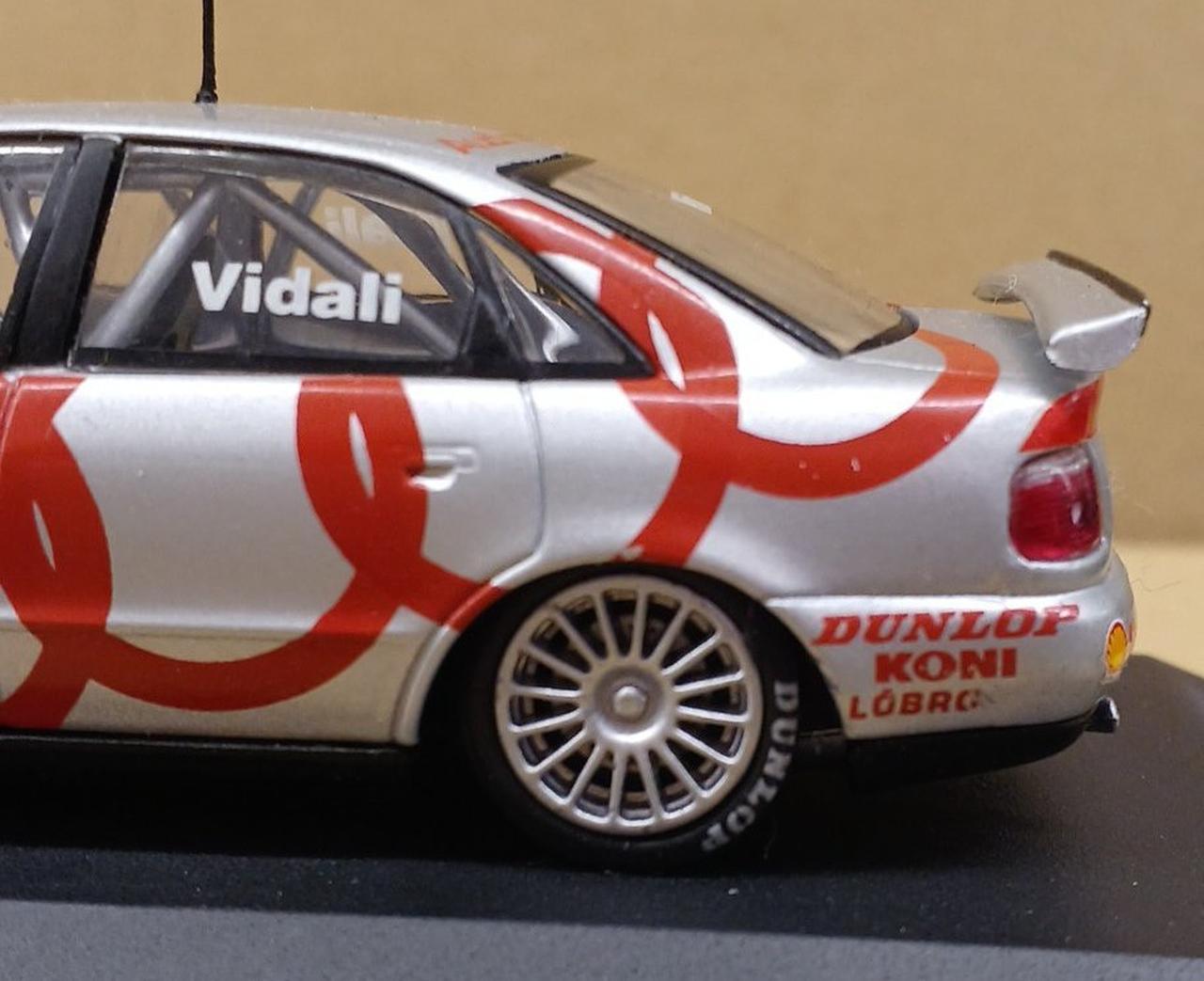 塗装のハゲ、傷あり