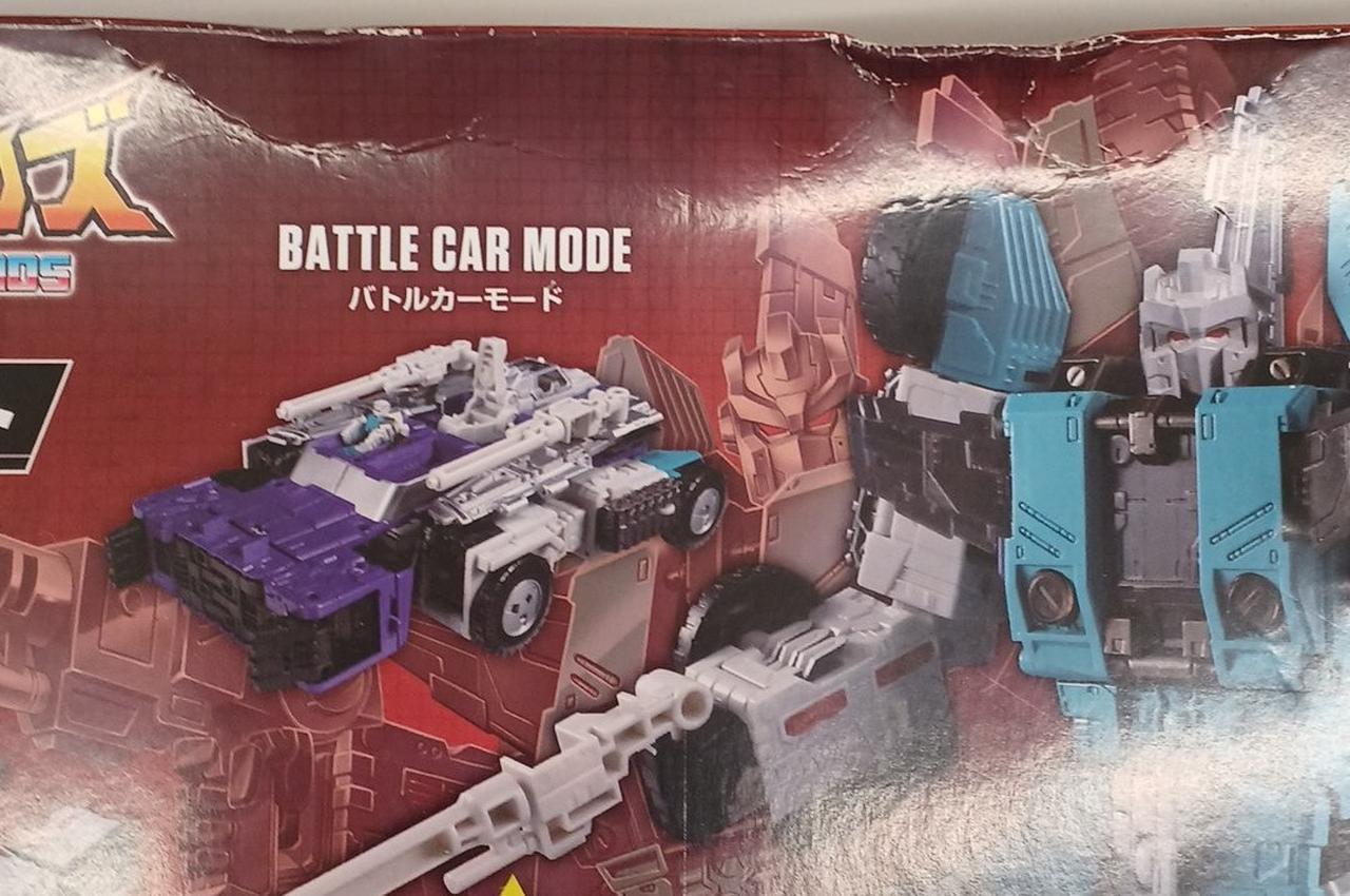 凹みダメージあります