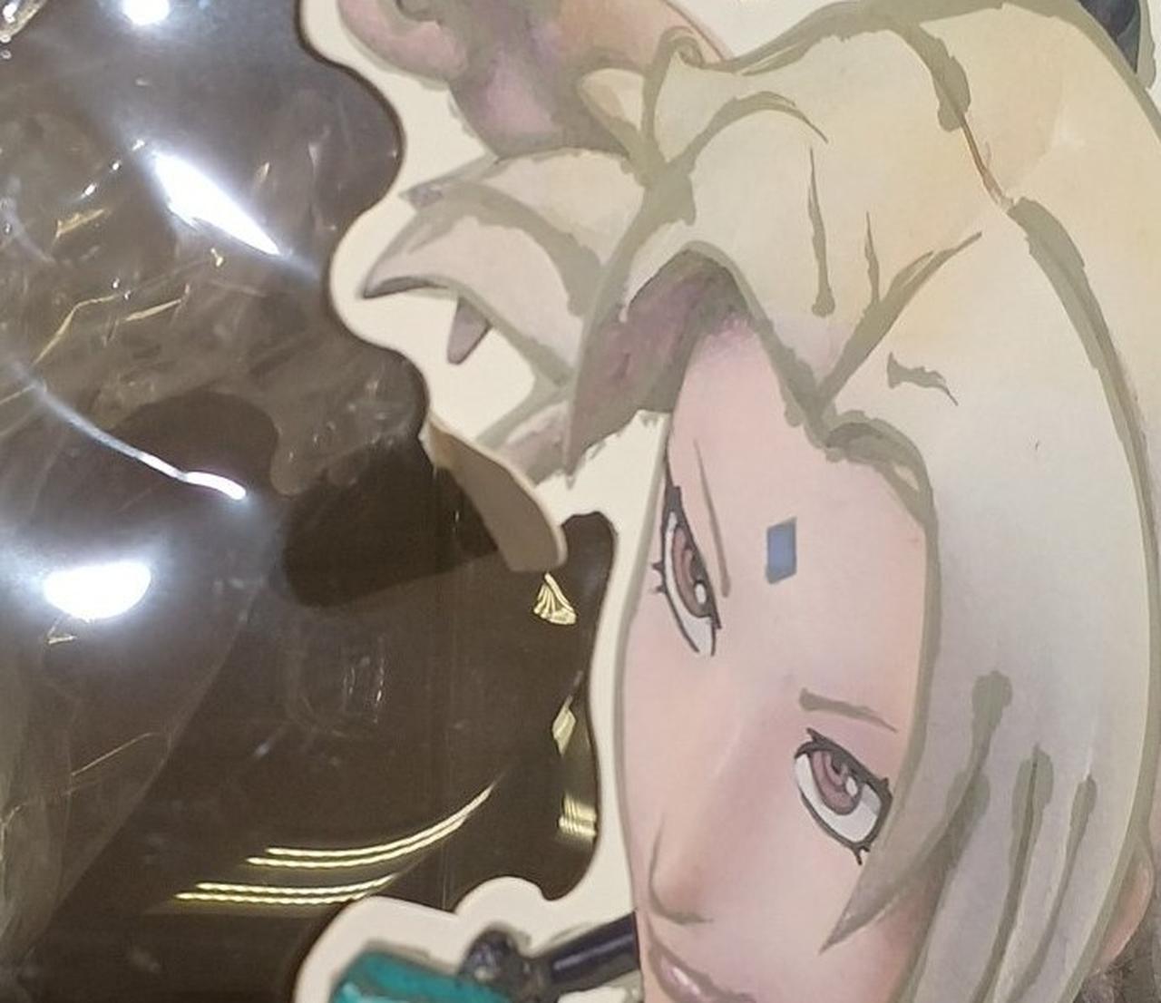 外箱めくれあります。