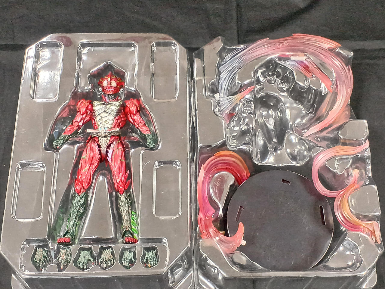 BANDAI|S.I.C 仮面ライダーアマゾンズ|【ハードオフ公式通販】オフ