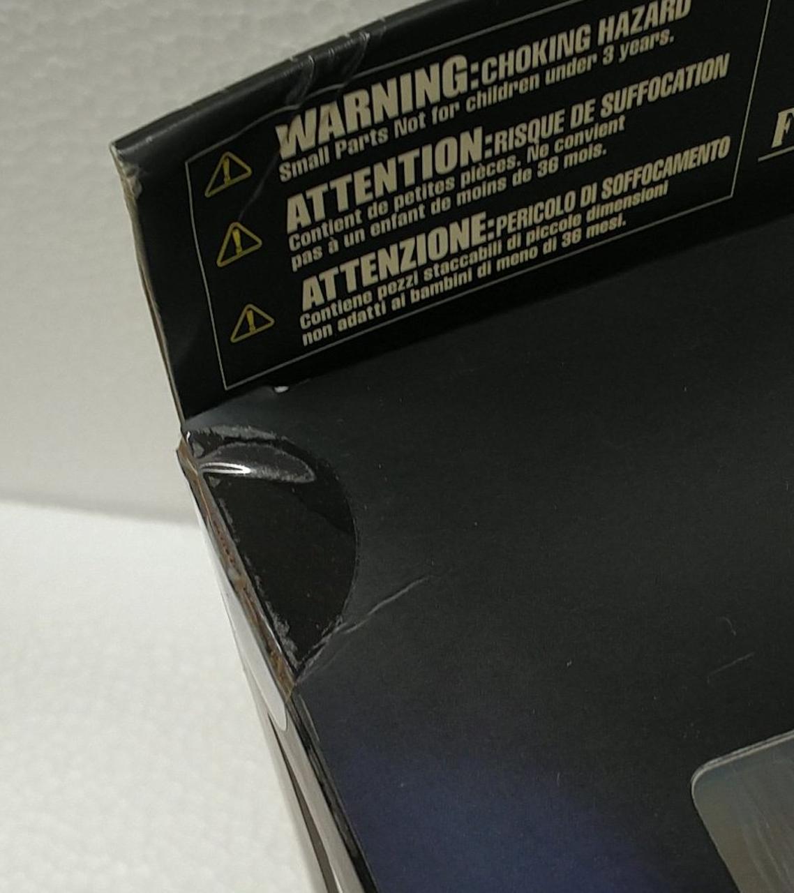 未開封　シール部分汚れあり　箱傷みあり