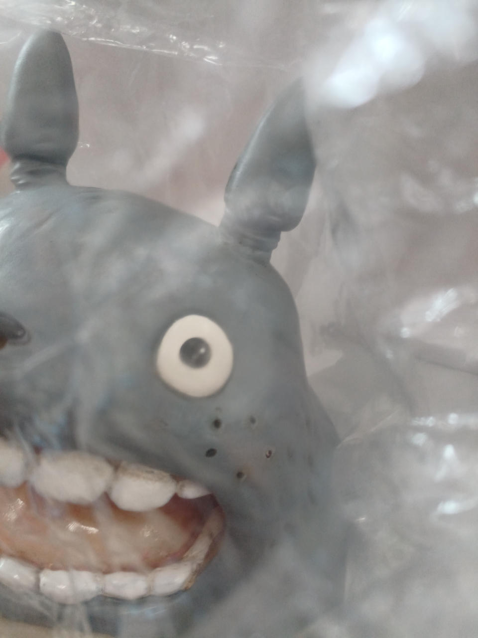 髭折れてます