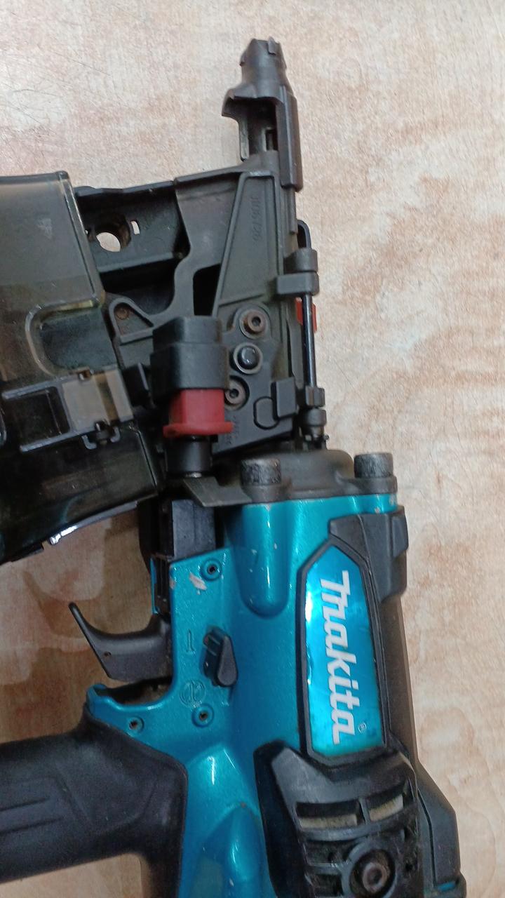 MAKITA|90MM高圧エア釘打機|【ハードオフ公式通販】オフモール MAKITA|90MM高圧エア釘打機|【ハードオフ公式通販】オフモール