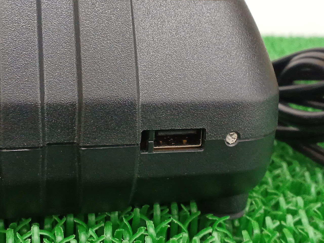 USBカバー欠損