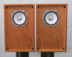 ブックシェルフスピーカー|JBL