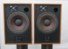 ブックシェルフスピーカー|TANNOY