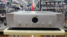 プリメインアンプ|MARANTZ