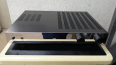 プリメインアンプ|AURA