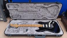 エレキギター ストラトキャスタータイプ|FENDER