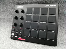 MIDIコントローラー|AKAI