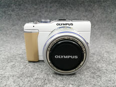 ミラーレス一眼|OLYMPUS