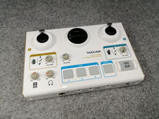 オーディオインターフェイス|TASCAM