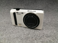 デジタルカメラ|CASIO