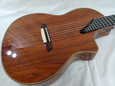 エレガット|MARTINEZ