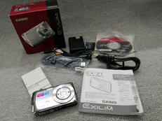 デジタルカメラ|CASIO