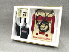 ファミコン|NINTENDO