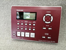 ポータブルCDギタートレーナー|TASCAM