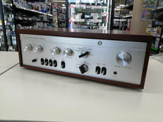プリメインアンプ|LUXMAN