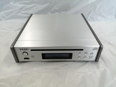 【ジャンク】CDプレーヤー|TEAC