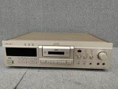 リペアセンターにてメンテナンス品|SONY