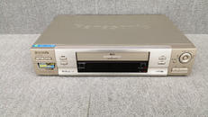 VHSビデオデッキ|PANASONIC