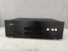 リペアセンターにてメンテナンス品|TEAC