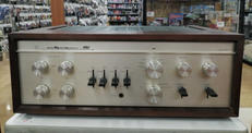 プリメインアンプ|LUXMAN