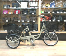 店頭受渡しのみ　ノーパンク電動アシスト三輪車|ミムゴ